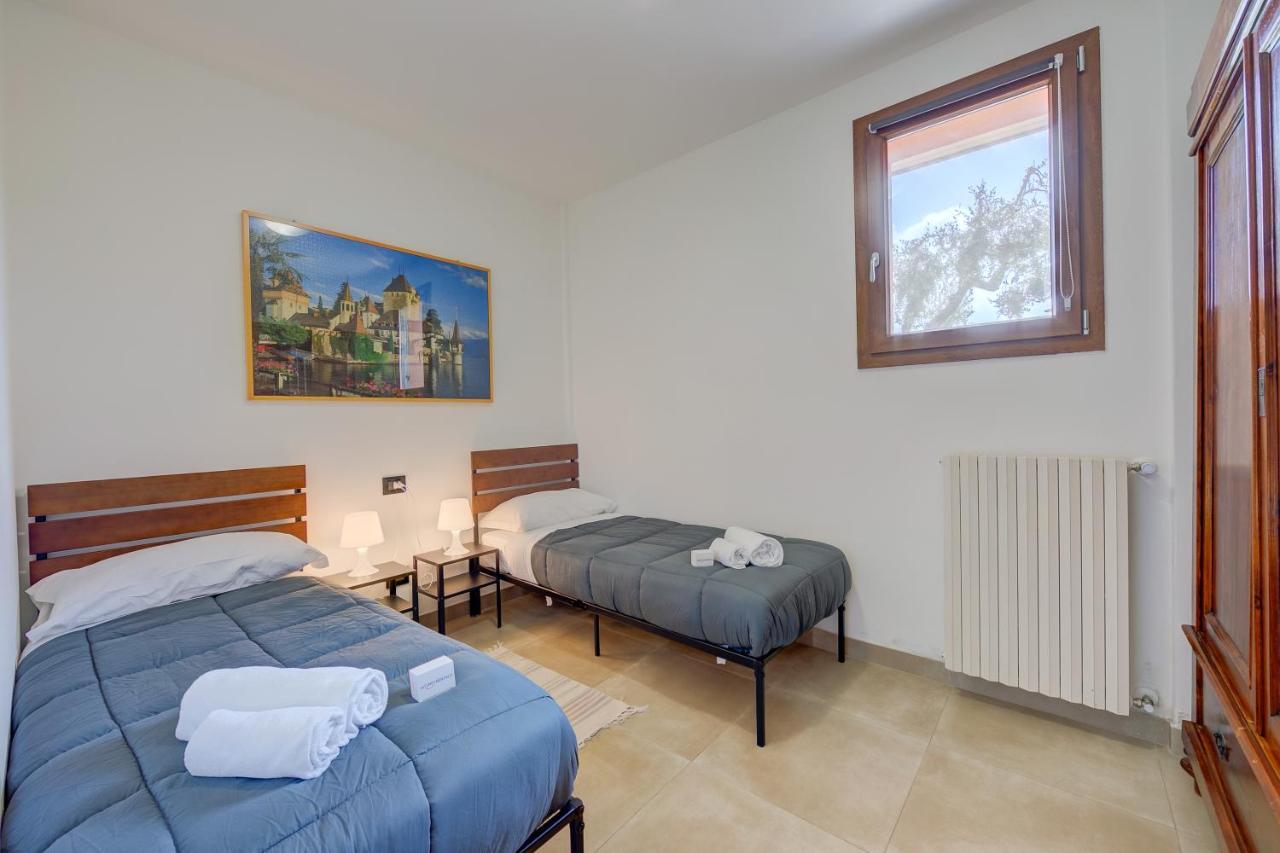 Villa Teresa Apt Lake Garda View - Happy Rentals سويانو ديل لاغو المظهر الخارجي الصورة