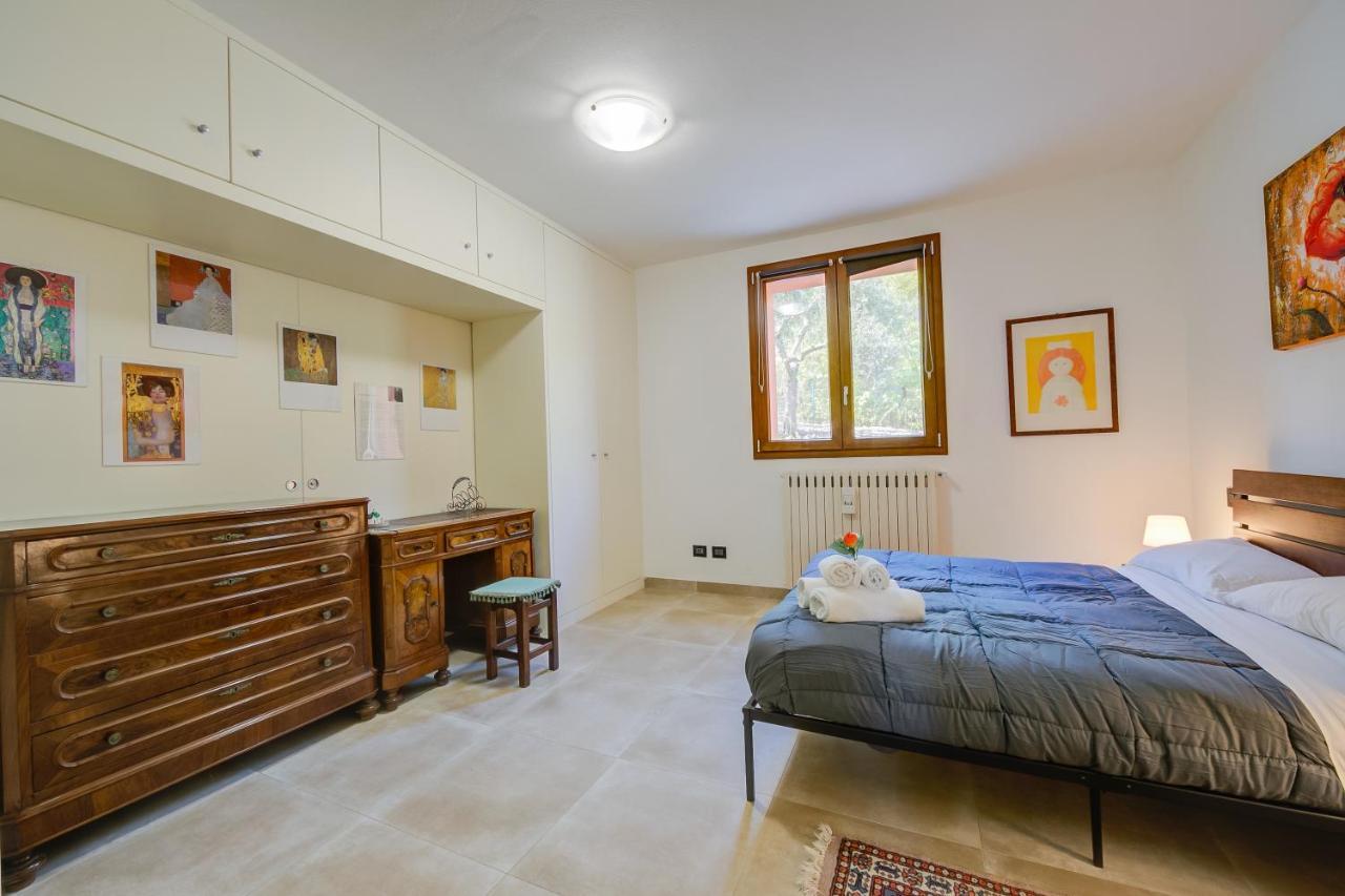 Villa Teresa Apt Lake Garda View - Happy Rentals سويانو ديل لاغو المظهر الخارجي الصورة