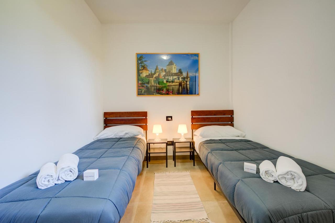 Villa Teresa Apt Lake Garda View - Happy Rentals سويانو ديل لاغو المظهر الخارجي الصورة