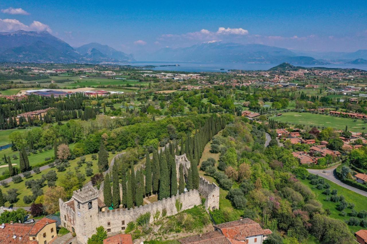 Villa Teresa Apt Lake Garda View - Happy Rentals سويانو ديل لاغو المظهر الخارجي الصورة